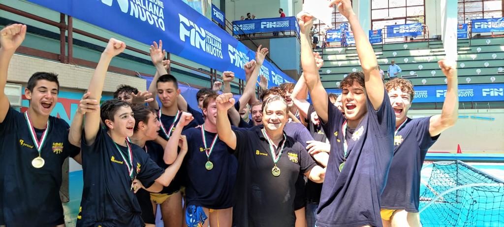 vittoria under 16